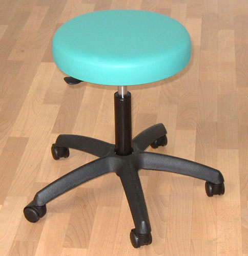 Rollhocker Standard Sitzfläche 38,5cm, Polsterfarbe: schwarz Rollhocker Standard Sitzfläche 38,5cm, Polsterfarbe: schwarz